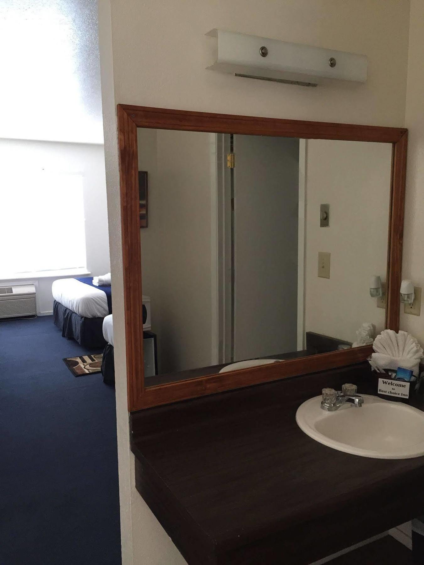 Best Choice Inn 南太浩湖 外观 照片
